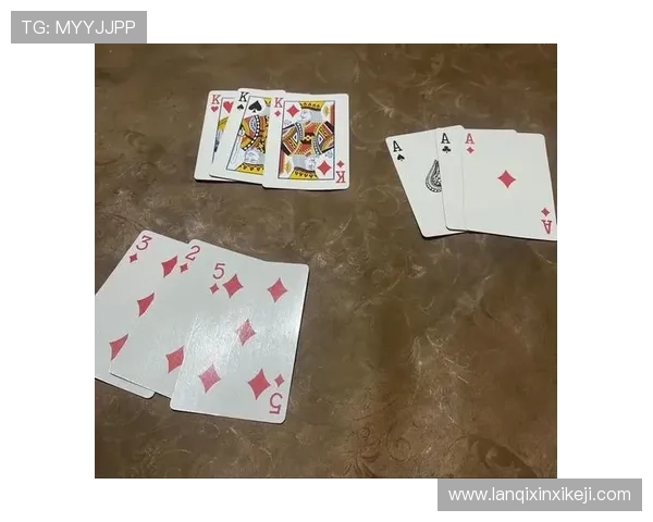 三公牌玩法详解：掌握技巧轻松赢得游戏胜利的全面指南